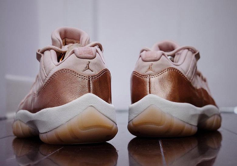 air jordan 11 retro low rose gold